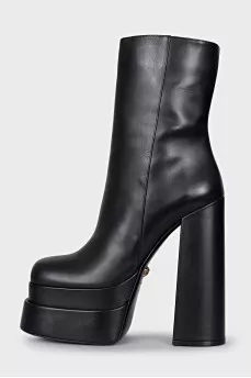 Intrico ankle boots