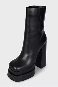 Intrico ankle boots