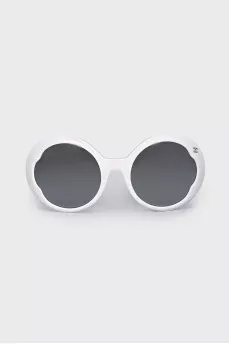 Black and white sunglasses teashades