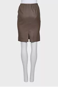Leather skirt with a slit