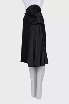 Silk skirt with pleated insert