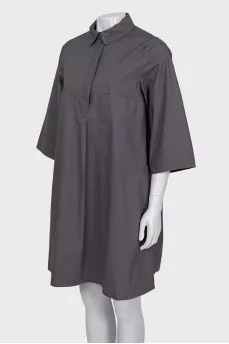 Loose fit dress with patch pockets