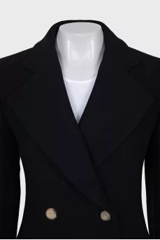 Fitted wool coat with silk lining