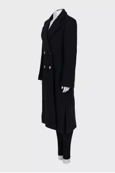 Fitted wool coat with silk lining