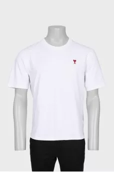 Men's straight t-shirt with embroidered logo