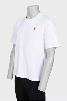 Men's straight t-shirt with embroidered logo