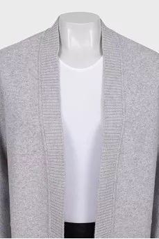 Gray cardigan without fastening