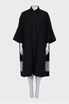 Oversized dress with buttons