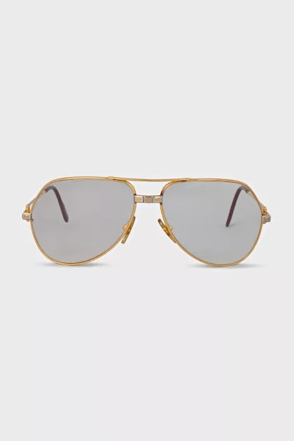 Glasses with gold-plated frames