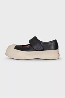 Leather shoes with velcro