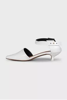 Pholidota slingbacks