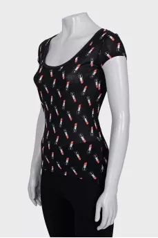 Black printed t-shirt