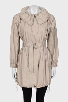 Fitted coat with belt
