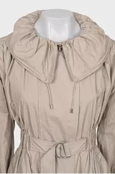 Fitted coat with belt