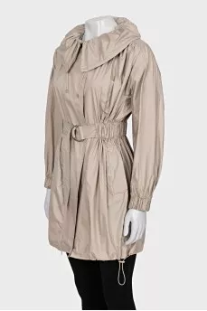 Fitted coat with belt