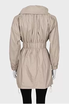 Fitted coat with belt