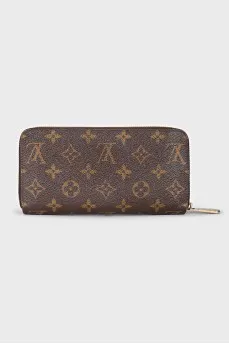 Zip wallet with branded print