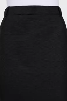 Black skirt with bows