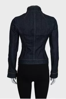 Denim jacket with fur collar