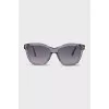 Gradient sunglasses in gray frame