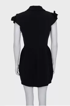Fitted dress with bows