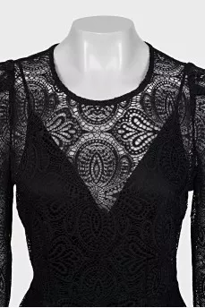 Fitted lace dress with long sleeves