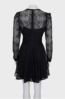 Fitted lace dress with long sleeves