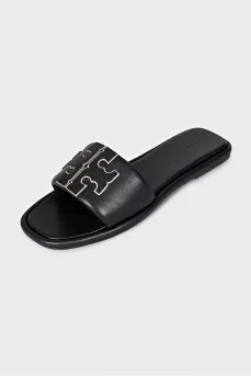 Leather flip flops with brand logo