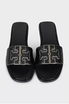 Leather flip flops with brand logo