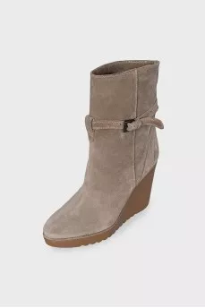 Suede ankle boots with strap