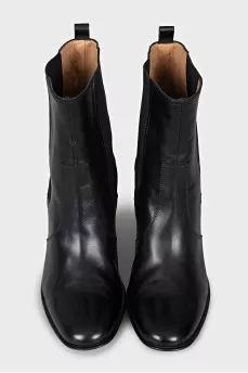 Leather ankle boots with heels without fastening
