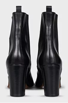 Leather ankle boots with heels without fastening