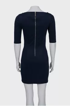 Blue dress with chain