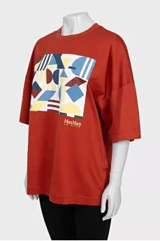 Oversized printed t-shirt with tag