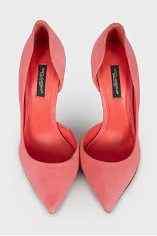 Pink suede heeled shoes