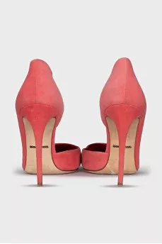Pink suede heeled shoes