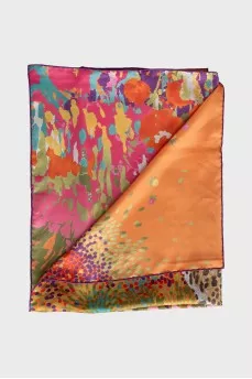 Silk scarf in a bright print with a tag