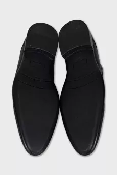 Men's leather shoes with perforation