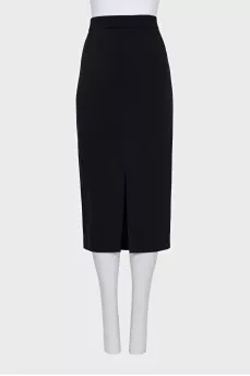 Straight skirt with a zip slit