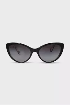 Cat eye sunglasses