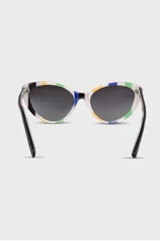 Cat eye sunglasses