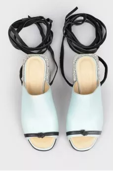 Peppermint sandals and lacing