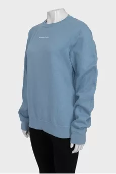 Blue sweatshirt with embroidery