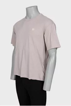 Men's straight-cut T-shirt with a patch