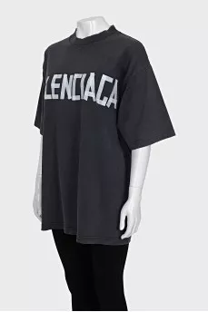 Straight-cut T-shirt with logo