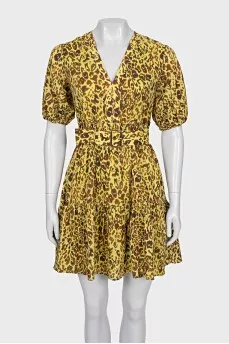 Fitted dress in animal print