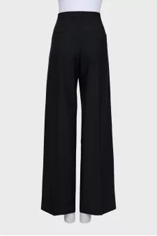Straight-leg wool trousers with creases