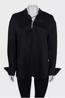 Straight-cut blouse with laces
