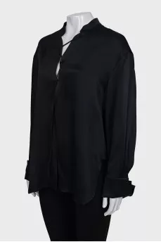 Straight-cut blouse with laces