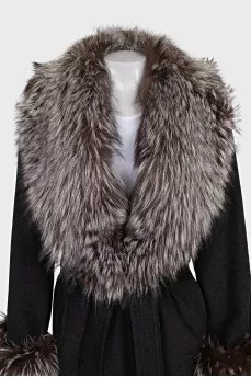 Gray coat with removable fur